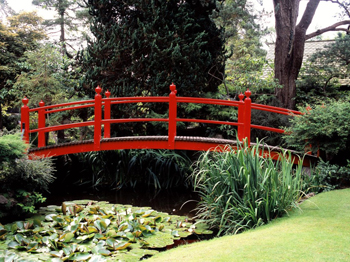 http://historicaldesign.com/wp-content/uploads/2014/09/Beautiful-Decoration-Garden-Bridge-For-Your-Inspirations-Designs-Luxury-Small-Modern-Garden-Design-With-Japanese-Garden-Design-Plans-With-Red-Bridge.jpg