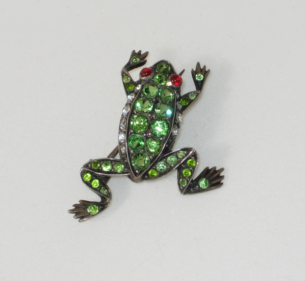 British “Tree Frog” brooch, silver set with green and clear paste jewels, red jewel eyes, marks c. 1895