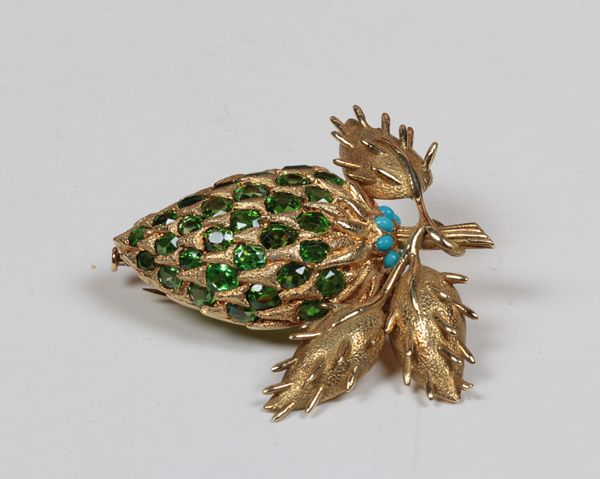 Historical Design I Jean Schlumberger for Tiffany & Co. Berry brooch 18K  yellow gold, demantoids and cabochon turquoise, signed, c. 1968