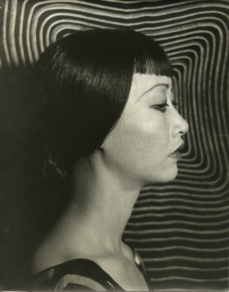 Carl van Vechten, “Anna May Wong” 1932