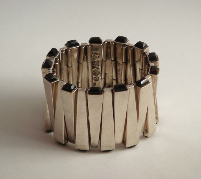 Antonio Pineda “Zig Zag” cuff / bracelet, sterling set with onyx, signed c. 1950