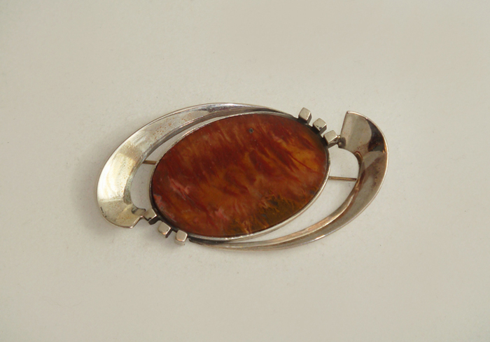 Enrique Ledesma “Swirl Oval” brooch, silver with agate, signed c. 1950’s