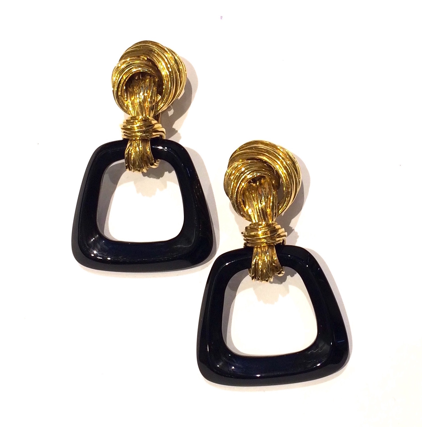 Kutchinsky “Turban” earrings, 18K yellow gold with onyx squared loops, signed, c. 1970’s