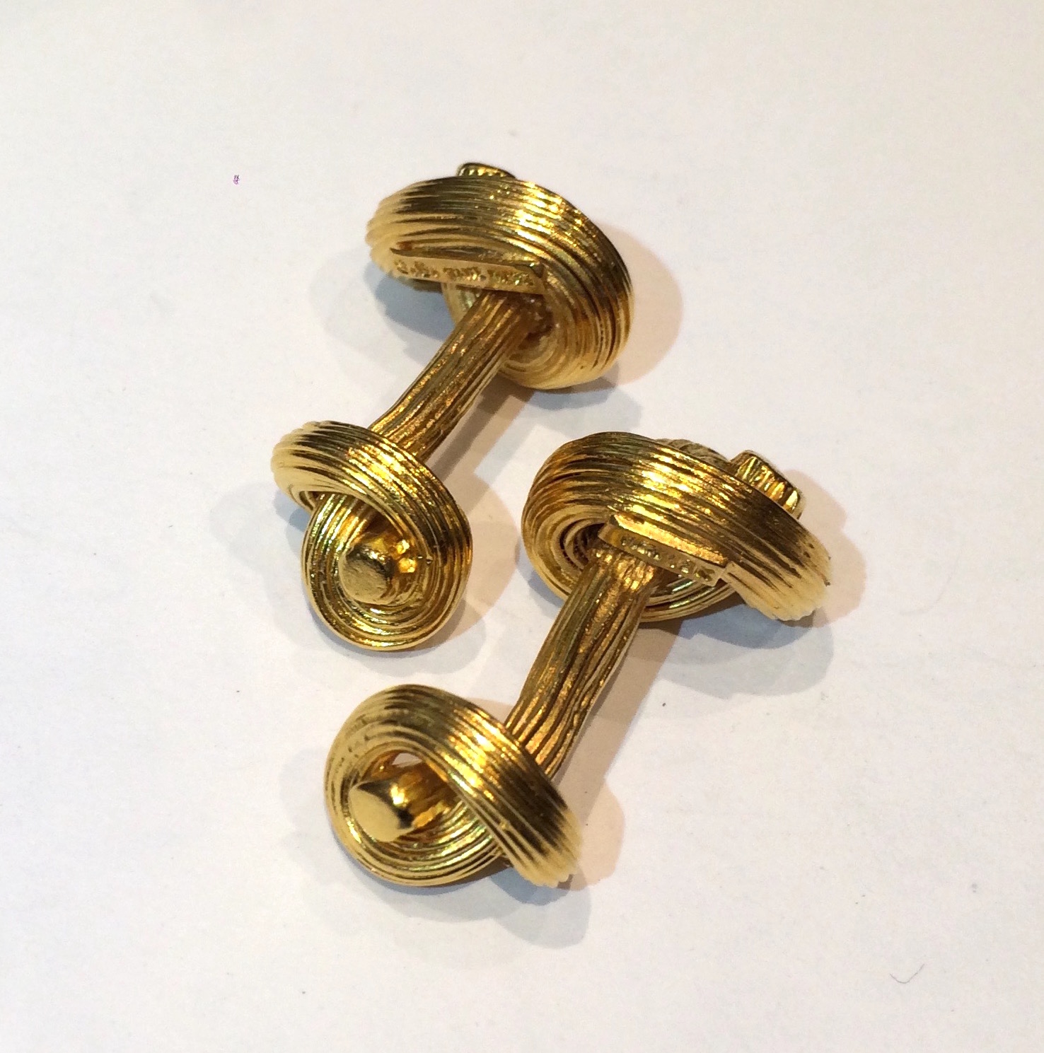 Soledad Garcia  for Tane, Mexico, solid 18k gold “Twisted Knot” cufflinks, signed, c. 2005